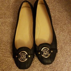 LIZ CLAIBORNE  ladies flats